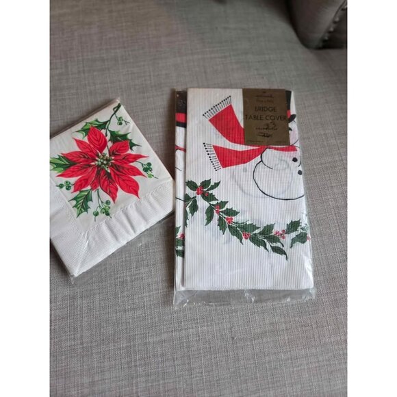 Vintage Hallmark bridge tablecloth and napkins - Picture 2 of 8